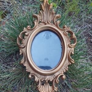 sm VTG antique gold Hollywood Regency Baroque picture frame